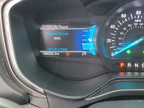 Used 2020 Ford Fusion SE image 25