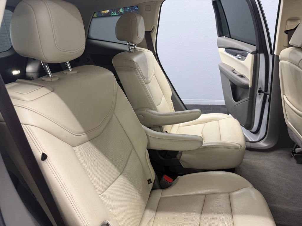 Used 2020 Cadillac XT6 Premium Luxury FWD image 46