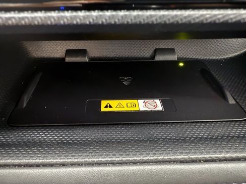 Used 2023 Toyota Highlander XSE image 20