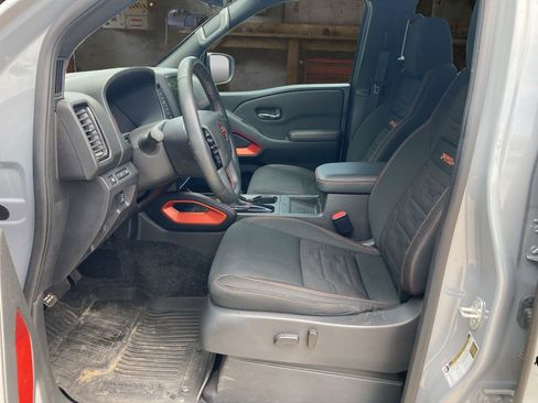 Used 2023 Nissan Frontier PRO-4X w/ Pro Convenience Package AWD/4WD image 19