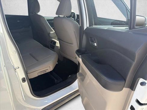 Used 2018 Honda Ridgeline RTL image 22