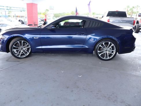 Used 2018 Ford Mustang GT Premium w/ Equipment Group 401A RWD image 10