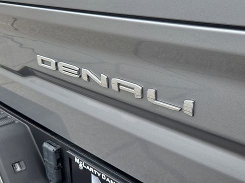 Certified 2023 GMC Sierra 1500 Denali w/ Denali Reserve Package AWD/4WD image 8