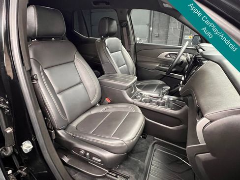 Used 2023 Chevrolet Traverse LT w/ LPO, Floor Liner Package image 7