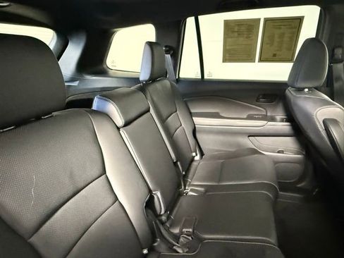 Used 2023 Honda Passport EX-L image 45