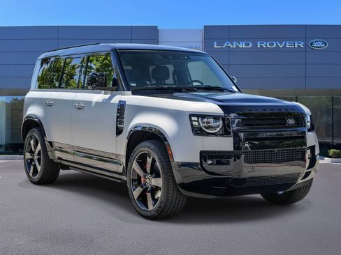 New 2026 Land Rover Defender 110 X AWD/4WD image 3