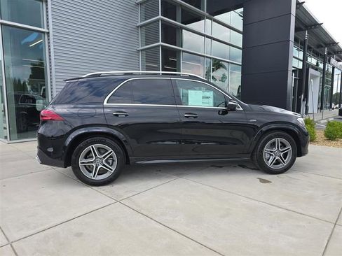 New 2025 Mercedes-Benz GLE 53 AMG 4MATIC image 2