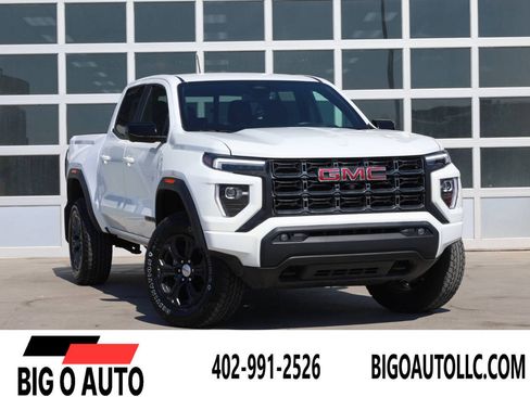 Used 2024 GMC Canyon Elevation w/ Convenience Package AWD/4WD image 1
