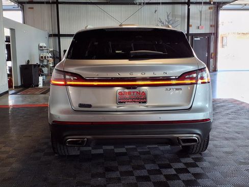 Used 2019 Lincoln Nautilus Reserve AWD/4WD image 5