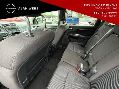 Used 2015 Dodge Journey SXT w/ Flexible Seating Group FWD image 28