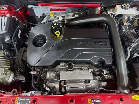 Used 2023 Chevrolet Equinox LT AWD/4WD image 30