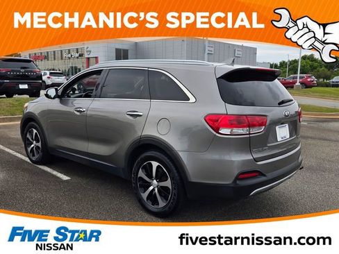 Used 2017 Kia Sorento EX FWD image 9