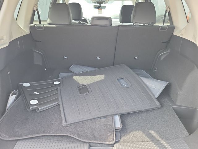 New 2026 Nissan Rogue Dark Armor FWD image 27