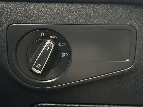 Used 2024 Volkswagen Tiguan SE R-Line image 23