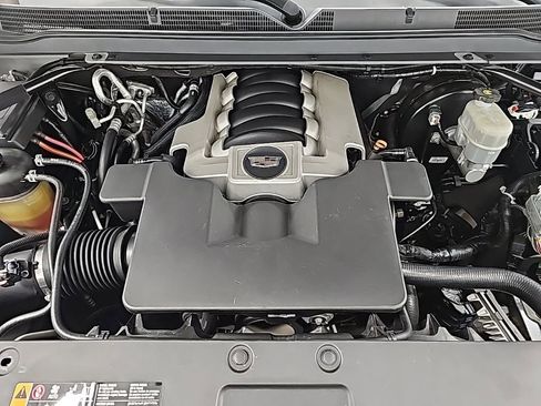 Used 2019 Cadillac Escalade ESV Platinum image 46