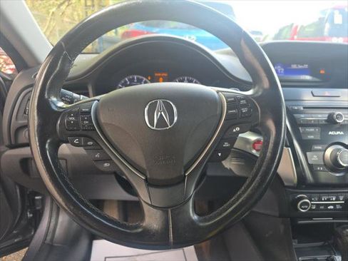 Used 2018 Acura ILX FWD image 13