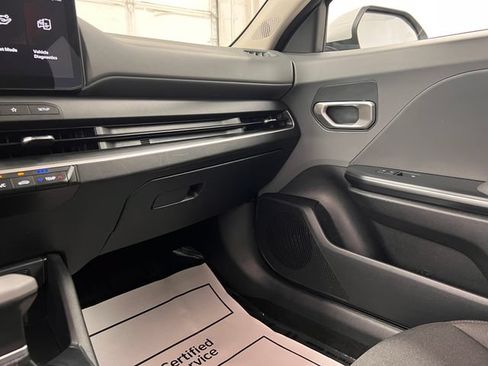 Used 2025 Kia K4 FWD image 38