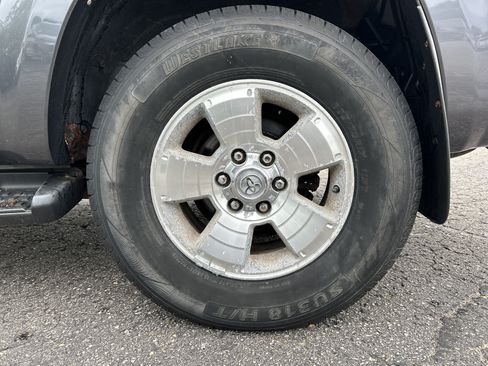 Used 2008 Toyota 4Runner SR5 AWD/4WD image 17