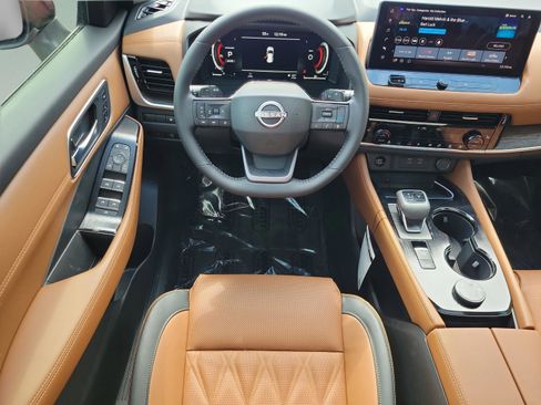 New 2026 Nissan Rogue Platinum image 12