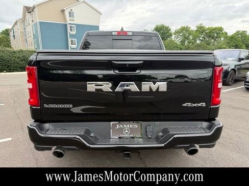 Used 2025 RAM 1500 Laramie w/ Sport Appearance Package AWD/4WD image 6