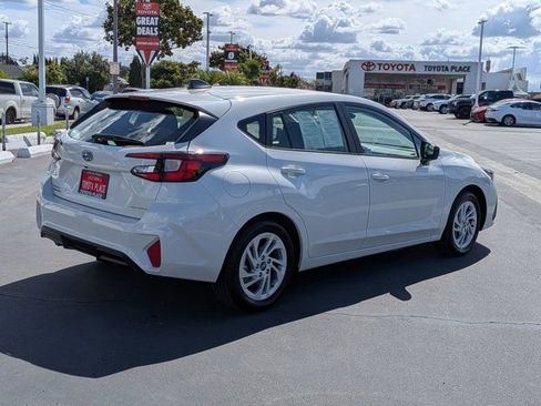 Used 2025 Subaru Impreza 2.0i AWD/4WD image 8