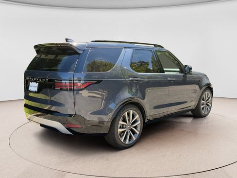 New 2026 Land Rover Discovery Limited Edition AWD/4WD image 5