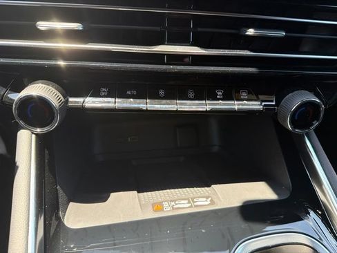 New 2026 Chevrolet Traverse RS AWD/4WD image 28