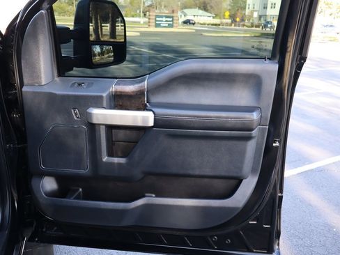 Used 2022 Ford F350 Lariat w/ Lariat Value Package image 26