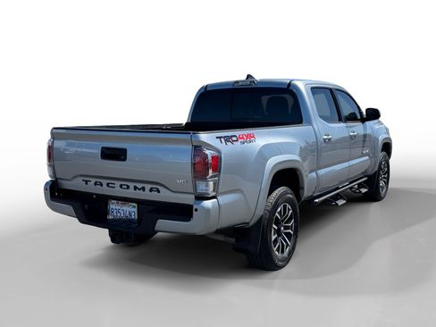 Used 2023 Toyota Tacoma TRD Sport w/ TRD Premium Sport Package AWD/4WD image 5
