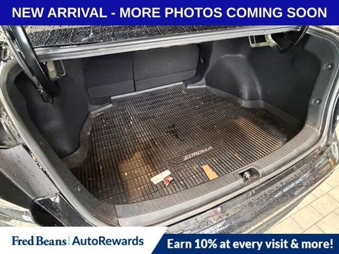 Used 2021 Toyota Corolla SE FWD image 12