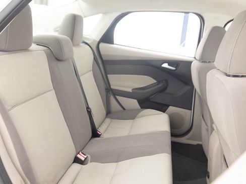 Used 2013 Ford Focus SE FWD image 31