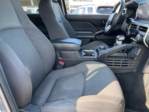Used 2024 Toyota Tacoma SR5 AWD/4WD image 19