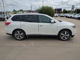 Used 2016 Nissan Pathfinder Platinum image 5