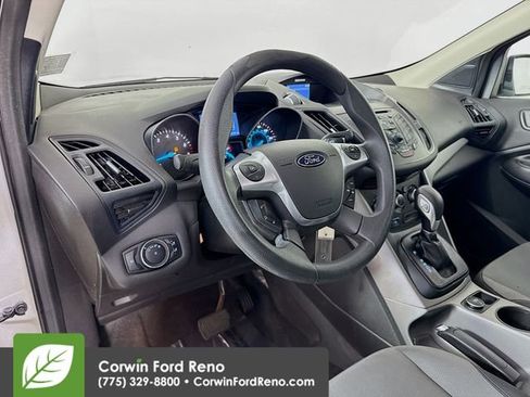Used 2014 Ford Escape SE image 9