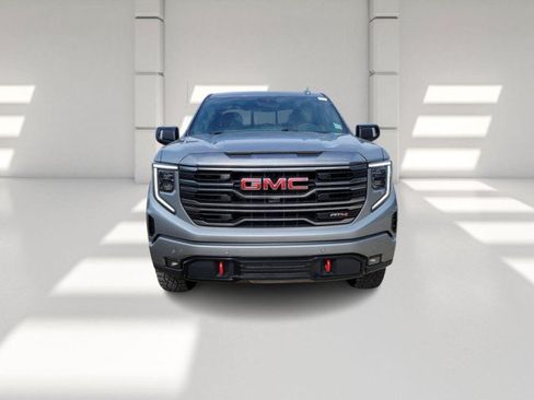 Used 2024 GMC Sierra 1500 AT4 w/ Technology Package AWD/4WD image 2