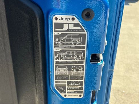 Used 2024 Jeep Wrangler Unlimited Rubicon image 28