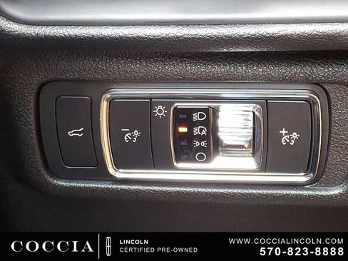 Used 2022 Lincoln Corsair AWD w/ Equipment Group 101A image 26