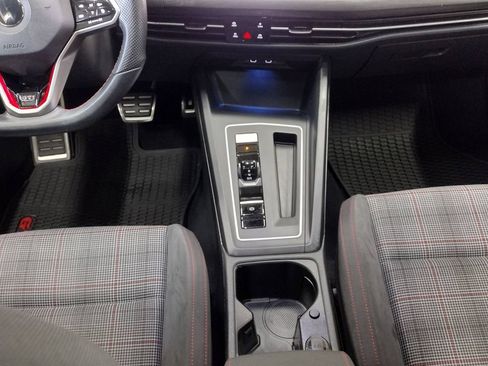 Certified 2022 Volkswagen GTI SE image 36