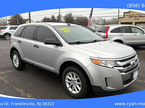 Used 2013 Ford Edge SE image 2