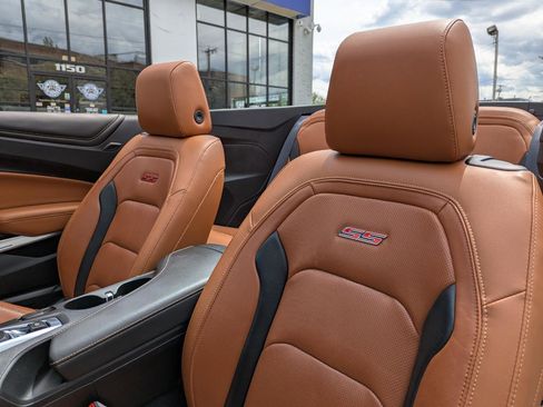 Used 2021 Chevrolet Camaro SS RWD image 46