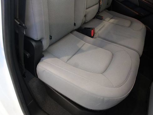 Used 2020 Chevrolet Colorado LT RWD image 24