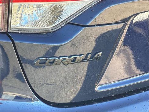 Certified 2023 Toyota Corolla SE w/ Carpet Mat Package (TMS) FWD image 6