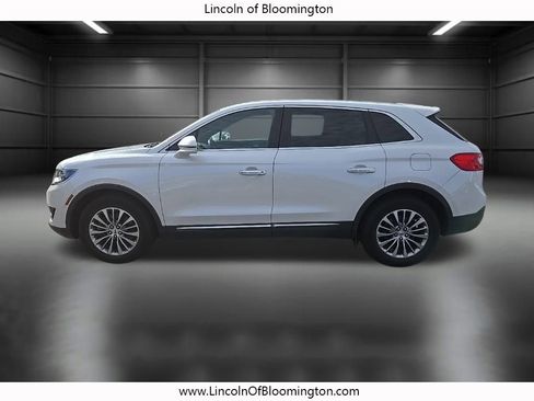 Used 2016 Lincoln MKX Select image 6