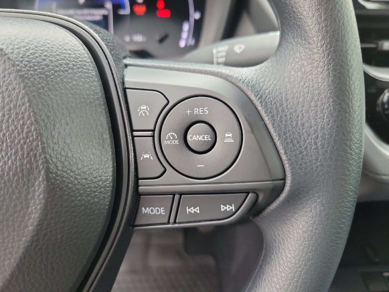Used 2026 Toyota Corolla Cross AWD Hybrid image 20