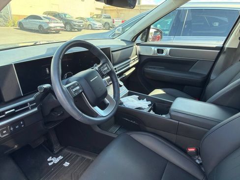 Used 2025 Hyundai Santa Fe XRT AWD/4WD image 9
