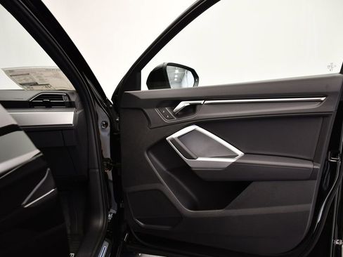 Used 2025 Audi Q3 2.0T Premium w/ Convenience Package image 46