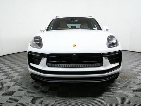 New 2026 Porsche Macan image 36