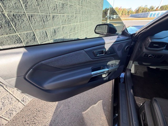 Used 2026 Ford Mustang GT RWD image 7