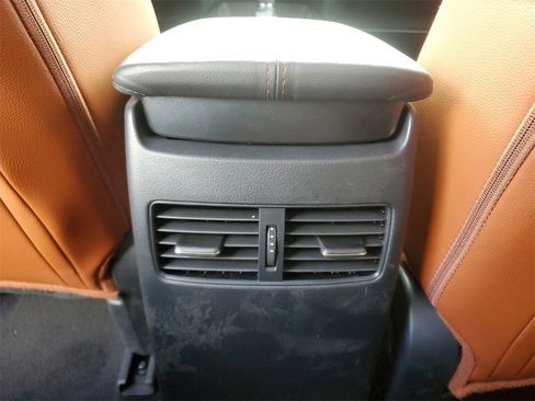 Used 2025 MAZDA CX-30 Carbon image 33