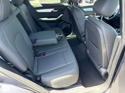 New 2025 VinFast VF 8 Plus image 19